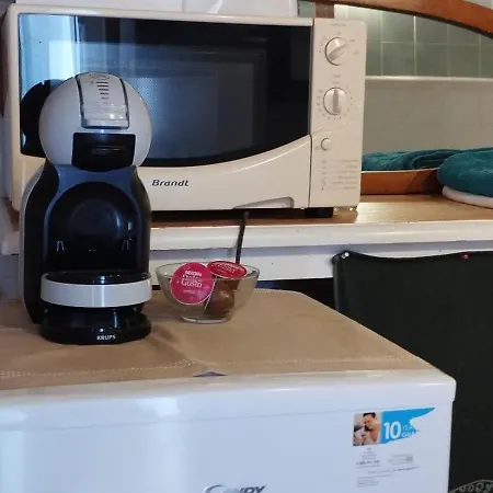 Aupres Du Chateau 2 Breze