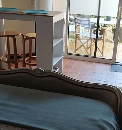 Aupres Du Chateau Cocon Paisible Terrasse فندق مبيت وإفطار