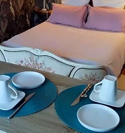 Aupres Du Chateau Cocon Paisible Terrasse فندق مبيت وإفطار